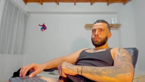 Rmy Steen online show from November 19, 2:00 am