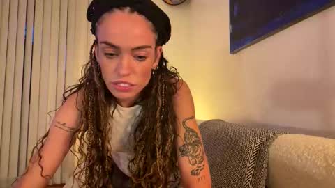 Remy online show from May 16, 3:14 am