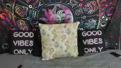 RenaeCumsAlot online show from February 27, 8:42 pm