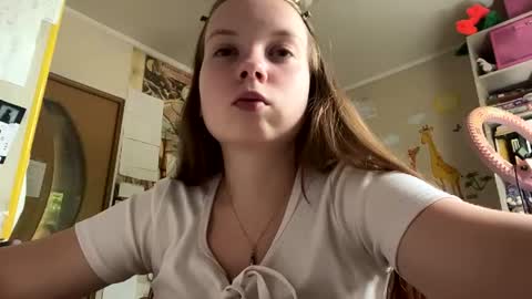 Annabel online show from June 17, 8:17 am