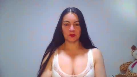 renata_hot1 online show from March 5, 8:16 pm
