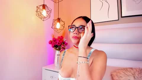 Renata Vale28 online show from February 20, 7:36 pm