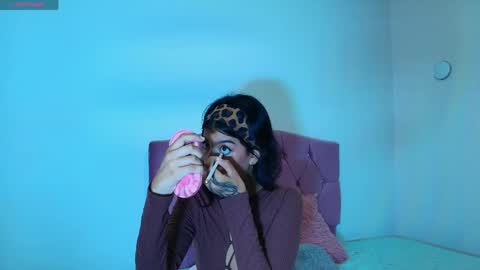 renata_velvet online show from April 7, 11:32 am