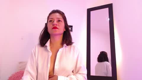 renataj online show from December 19, 12:45 pm