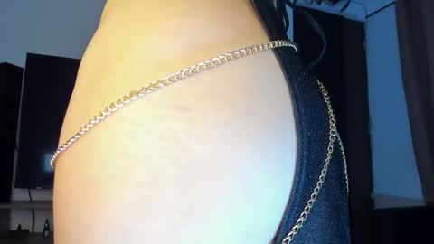 Renata online show from October 25, 5:37 am