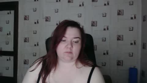 Snapshot of renataoia chatting on March 17, 7:17 pm renataoia online show from March 17, 7:17 pm
