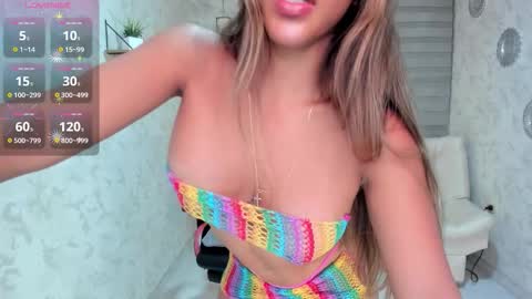 Renata Reyes online show from September 19, 1:40 am