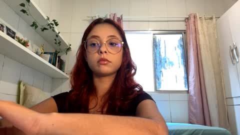 Snapshot of renaygelvin chatting on April 2, 5:43 pm renaygelvin online show from April 2, 5:43 pm