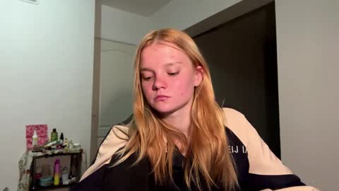 Snapshot of rendabecnel chatting on April 8, 1:16 am Tiffany online show from April 8, 1:16 am