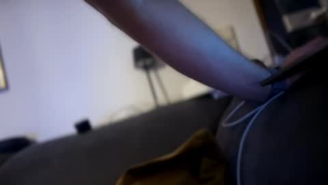 reneeeee3 online show from June 22, 12:02 am