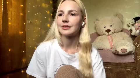 Helga online show from June 25, 11:59 am
