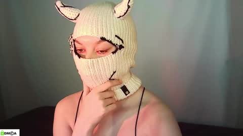 Renesme White Im here from Monday to Friday online show from May 7, 2:28 am