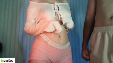 Renesme White Im here from Monday to Friday online show from July 13, 5:43 am