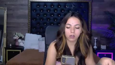 renesmesweet online show from October 31, 8:37 am