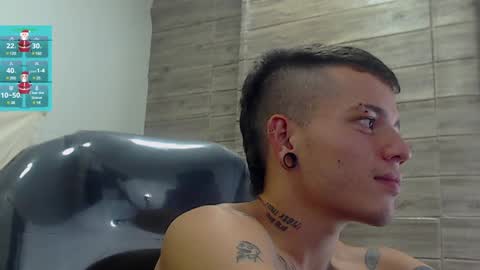 Snapshot of rennesanti chatting on December 13, 1:33 pm R E N E online show from December 13, 1:33 pm