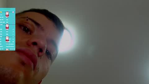 Snapshot of rennesanti chatting on December 14, 8:13 am R E N E online show from December 14, 8:13 am