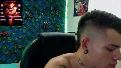 Snapshot of rennesanti chatting on February 27, 8:06 am R E N E online show from February 27, 8:06 am