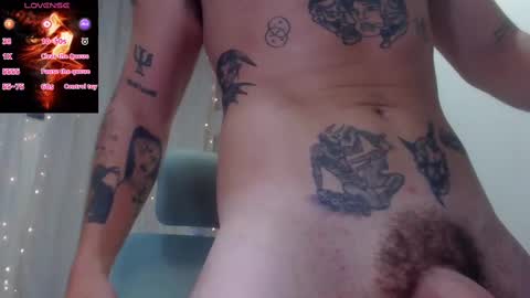 Snapshot of rennesanti chatting on February 28, 9:58 am R E N E online show from February 28, 9:58 am