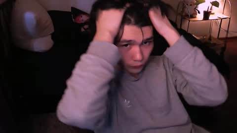 rennuts online show from November 10, 12:15 pm