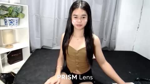 Snapshot of rennygurl chatting on October 5, 10:57 am rennygurl online show from October 5, 10:57 am