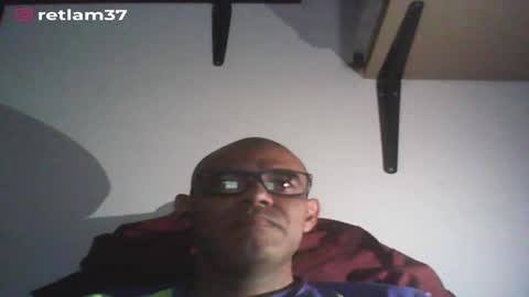 Snapshot of retlam37 chatting on January 13, 5:33 am Walter online show from January 13, 5:33 am