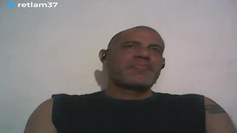 Snapshot of retlam37 chatting on October 8, 4:54 am Walter online show from October 8, 4:54 am