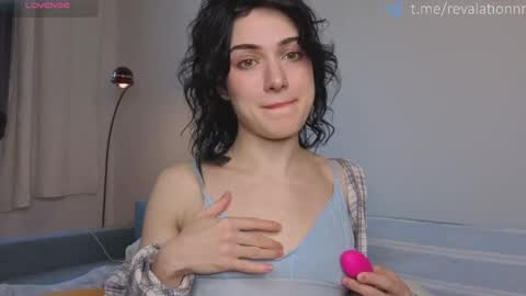 Ewiwi online show from February 27, 12:38 pm