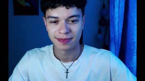 Snapshot of rexbunnybody chatting on December 21, 4:58 pm Rex online show from December 21, 4:58 pm