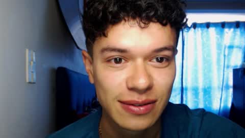 Snapshot of rexbunnybody chatting on February 15, 4:25 pm Rex online show from February 15, 4:25 pm