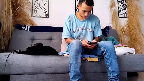 reymasterhot online show from February 15, 1:31 pm