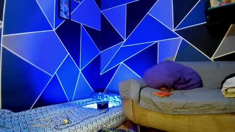 Rey online show from December 10, 6:22 am