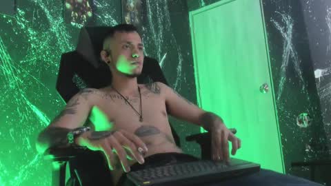 Rey online show from October 4, 4:10 am