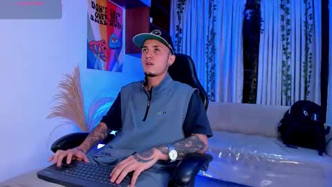 Rey online show from February 26, 3:38 am