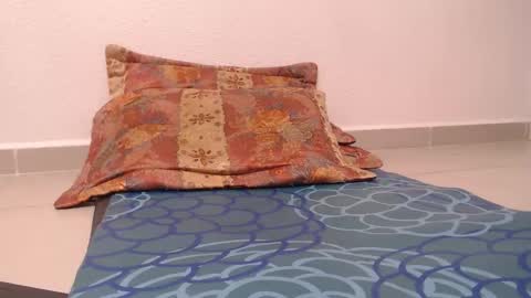 Reymond online show from December 2, 7:42 pm