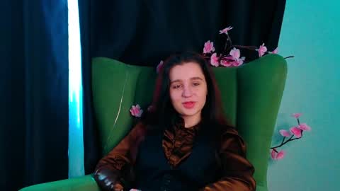 reynaedge online show from May 29, 7:28 am