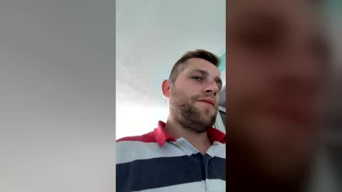 reyver94 online show from May 31, 7:37 am