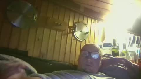 Snapshot of rezznova chatting on January 18, 5:00 am Joe online show from January 18, 5:00 am