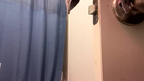 Ryan Gold online show from April 19, 7:40 am