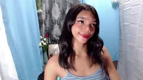 rhiana_slut online show from November 14, 4:44 am