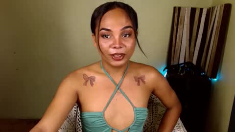 Snapshot of rhianasollway69 chatting on November 27, 12:02 am rhianasollway69 online show from November 27, 12:02 am