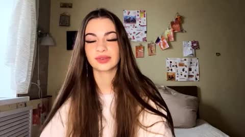 Anna online show from November 4, 8:46 am