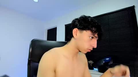 rhys_jagger_ online show from November 1, 7:10 am