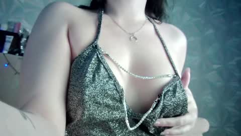 ria_32 online show from December 28, 2:33 am