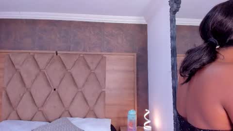 Riana online show from October 27, 3:54 am