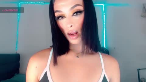 Rianna Garcia online show from November 6, 6:03 am