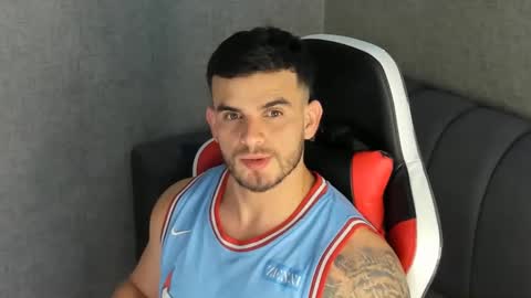 ricardogonzalez666 online show from December 22, 6:04 pm