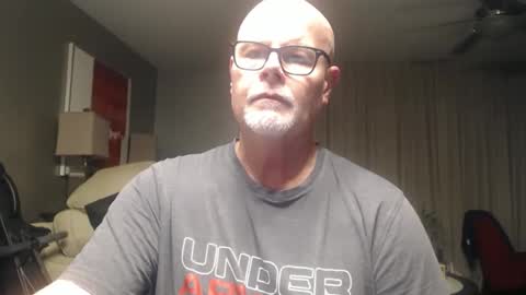 rich32937 online show from December 17, 10:10 am