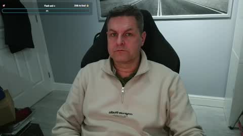 UK Straight Guy online show from April 4, 10:40 pm