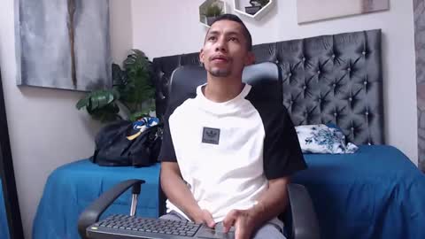 richar_voller online show from January 20, 11:02 am