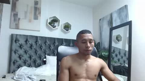 richar_voller online show from March 6, 2:40 pm